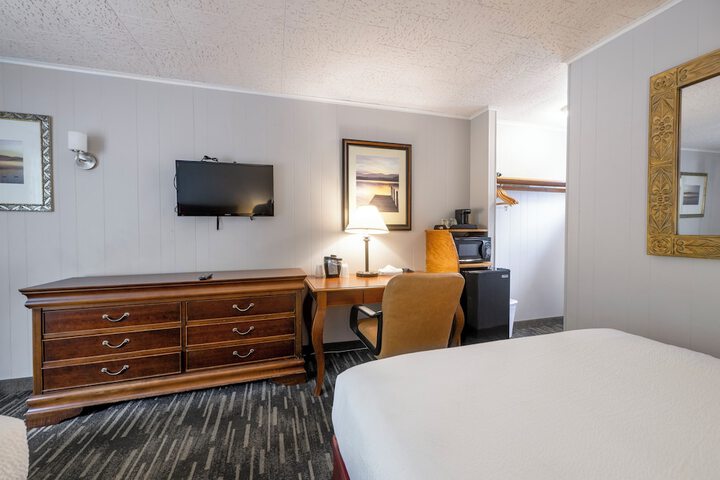 Room 150 of 549