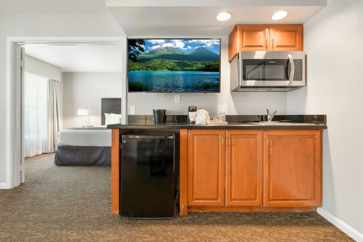 Private kitchenette