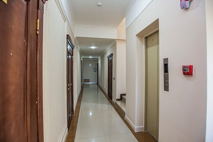 Room 33 of 41