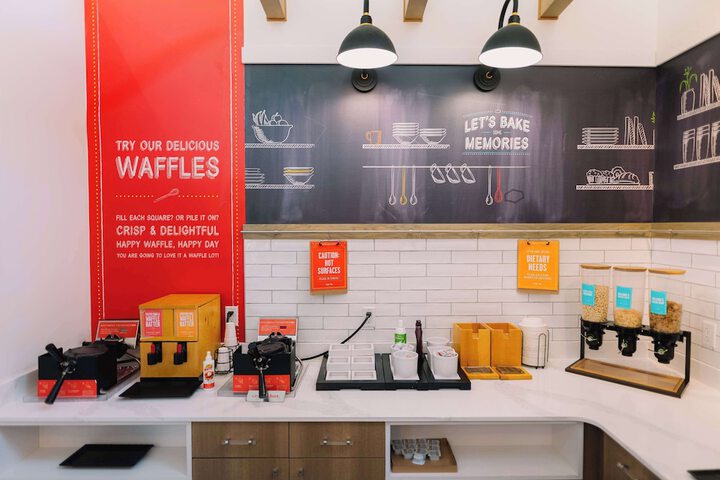 Breakfast area