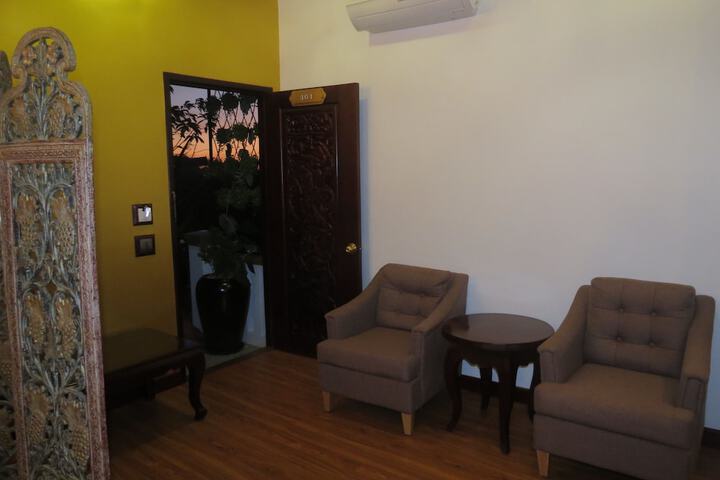 Room 27 of 60