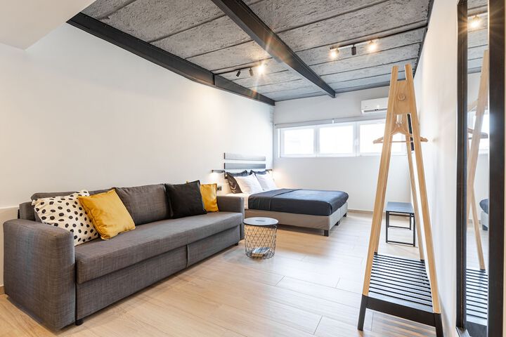 Room 5 of 46