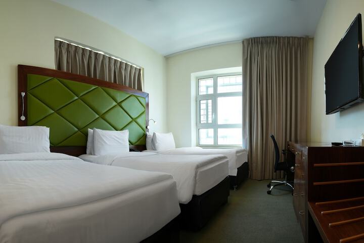 Room 38 of 64