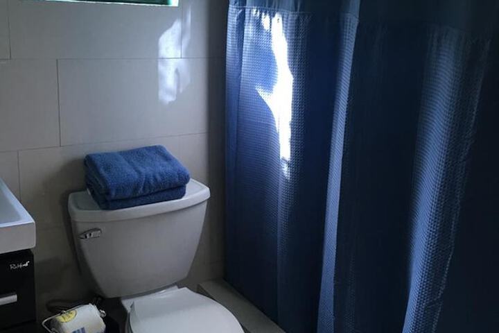 Room 14 of 36