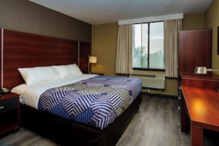 Room 22 of 60