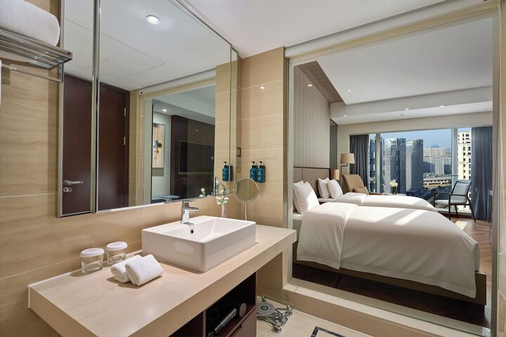 Room 16 of 55