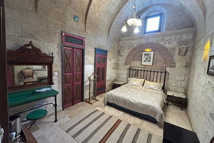 Room 17 of 75