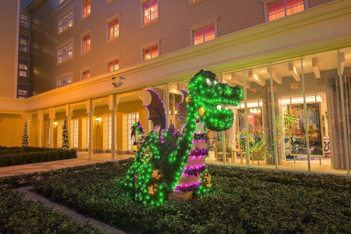 Hotel Exterior 37 of 48