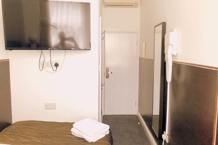 Room 55 of 127