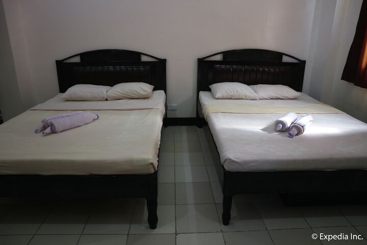 Room 8 of 24