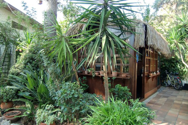 Hotel Exterior 46 of 58