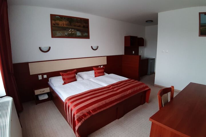 Room 9 of 59