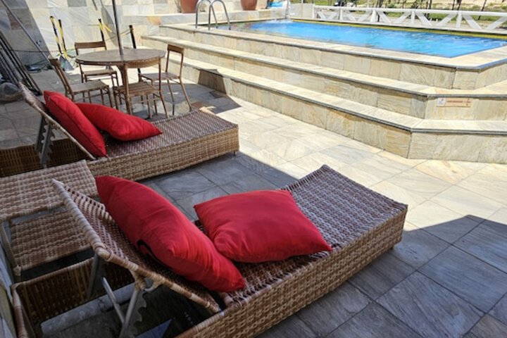 Pools & Facilities