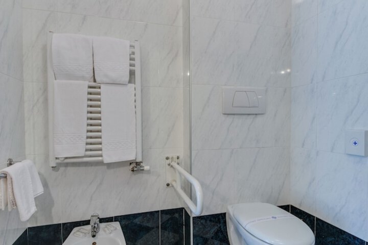Clean Restrooms