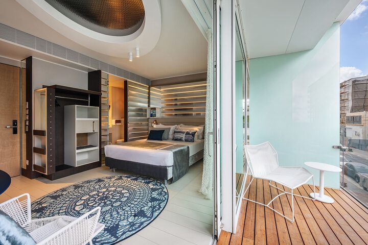 Room 15 of 58