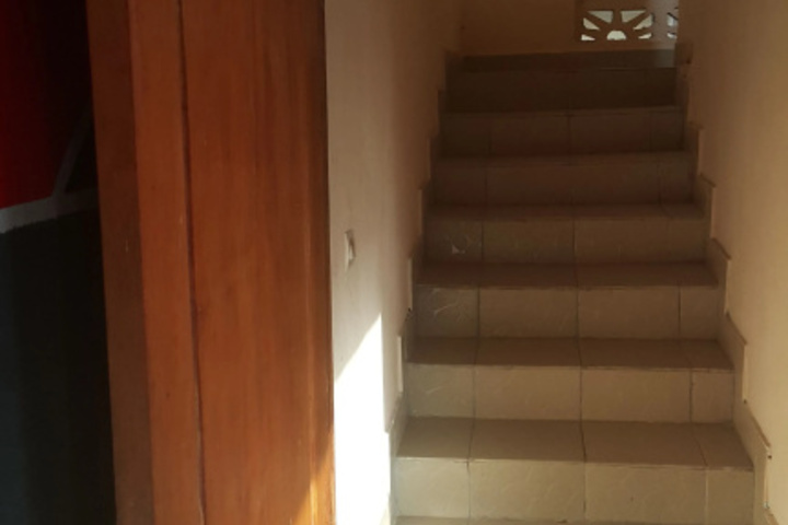 Room 6 of 17