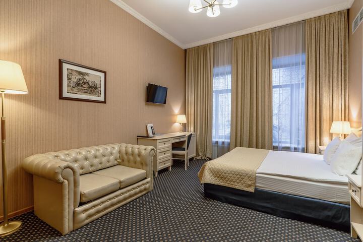 Room 18 of 71