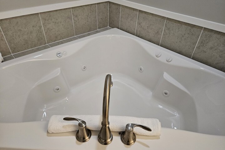 Room 10 of 29