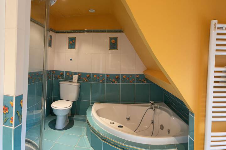 Bathroom Interior Photo