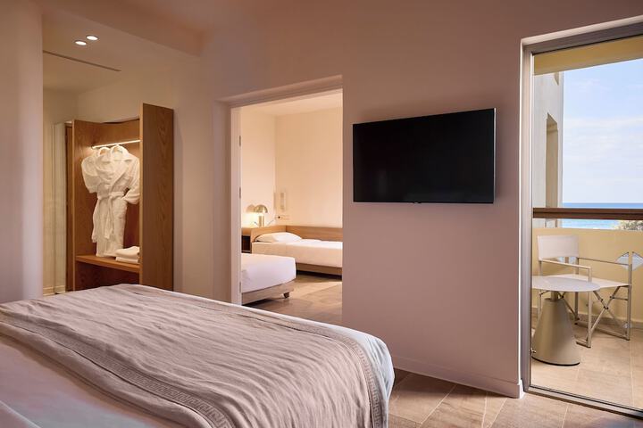 Room 31 of 218