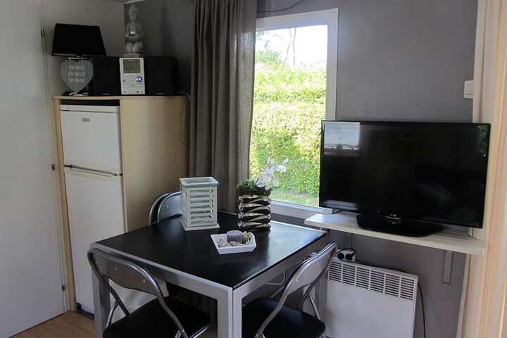 Room 3 of 28