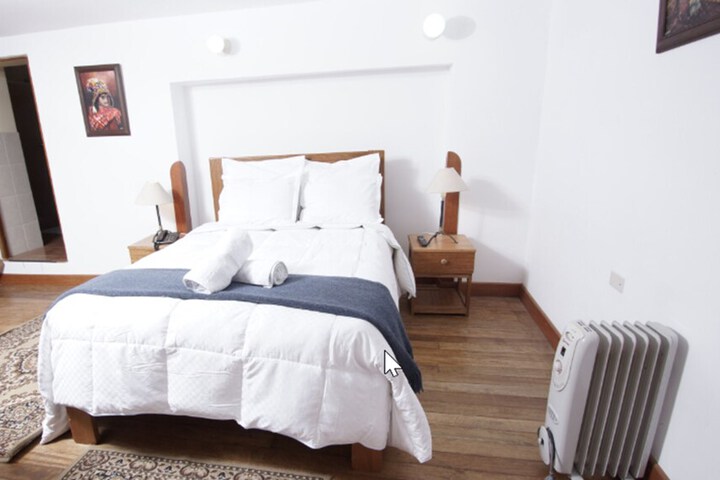 Room 4 of 26