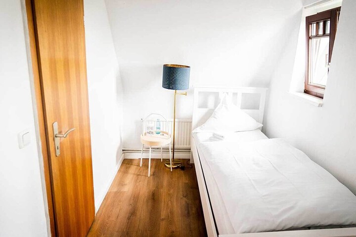 Room 7 of 53