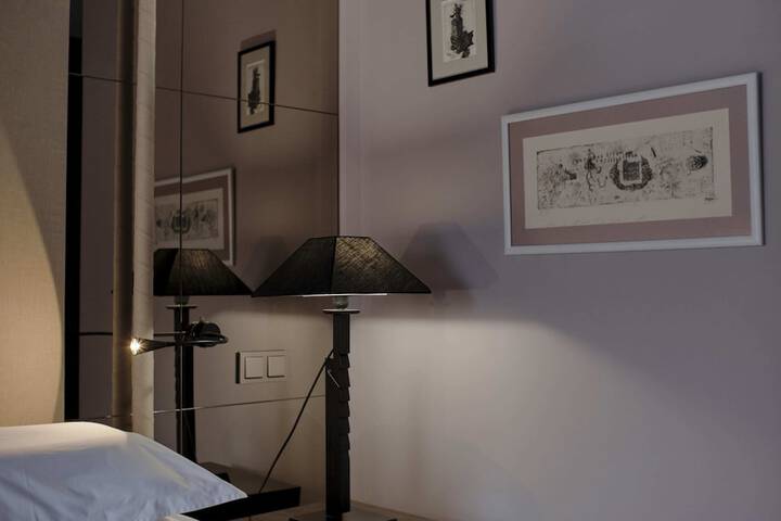 Room 17 of 114