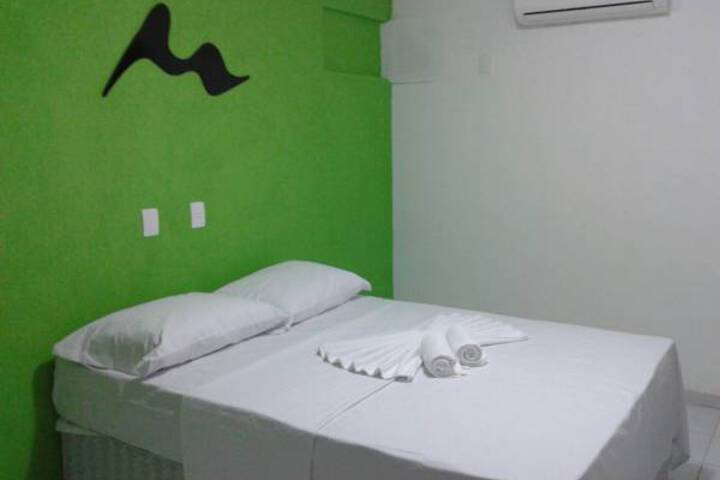 Room 10 of 14