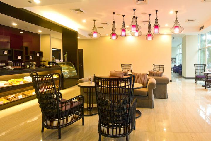 Hotel Lobby