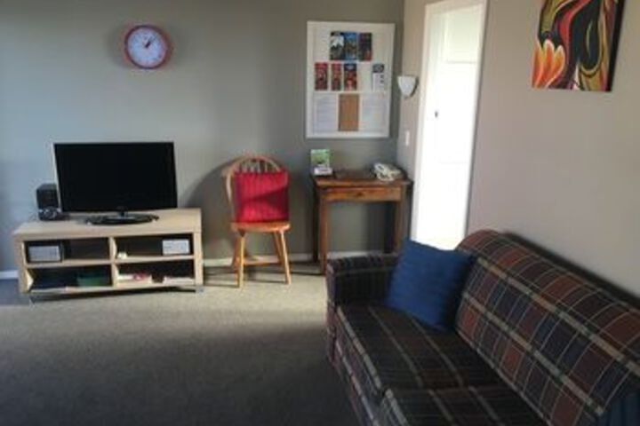 Room 32 of 39