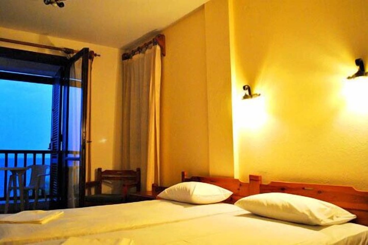 Room 10 of 59