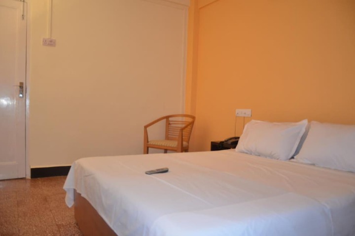 Room 6 of 23