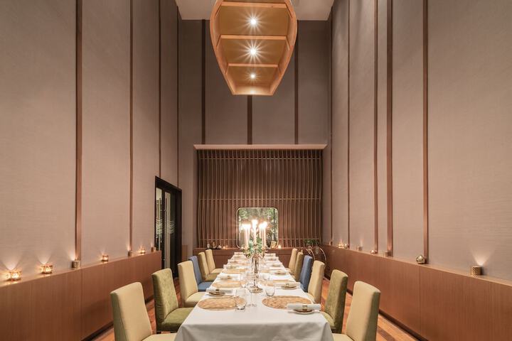Dining 88 of 189