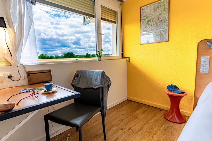Room 18 of 57