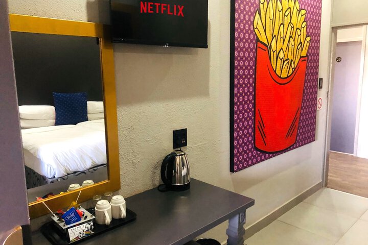 Room 85 of 241