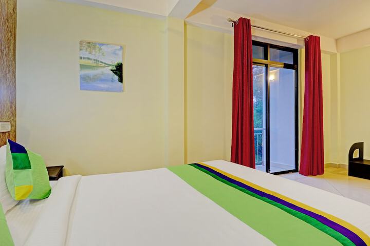 Room 35 of 36