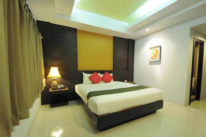 Room 20 of 48