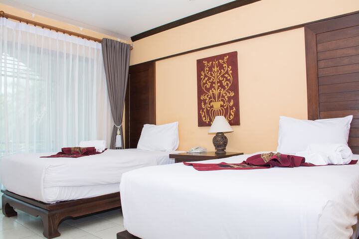 Room 4 of 23