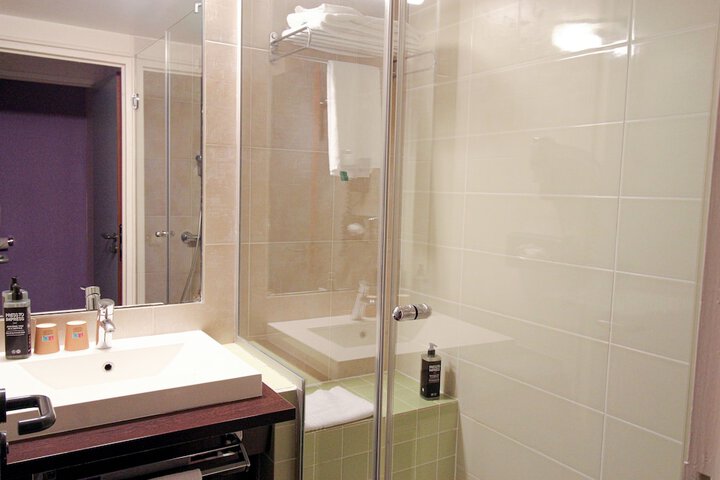Clean Restrooms