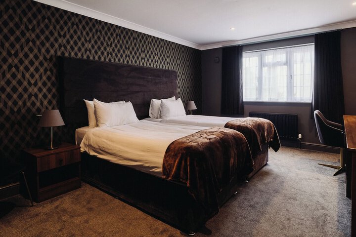 Room 25 of 105