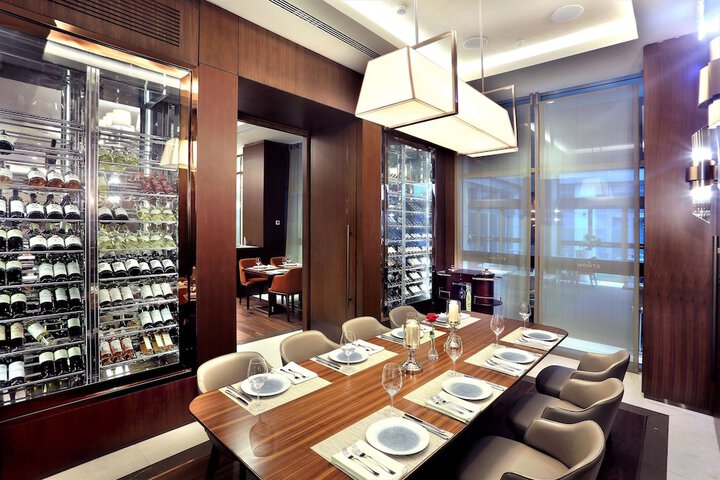 Dining 57 of 89