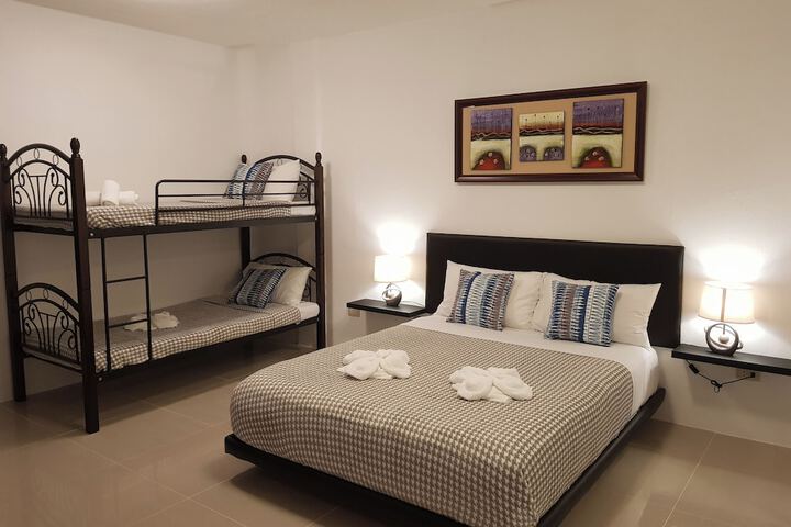 Room 16 of 50