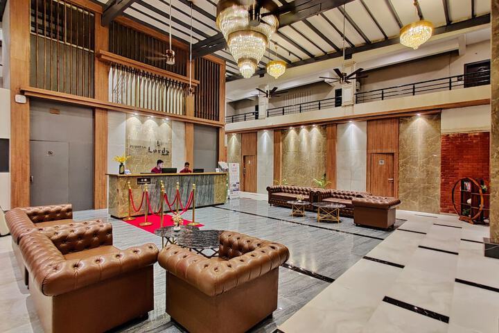 Hotel Interior 4 of 93