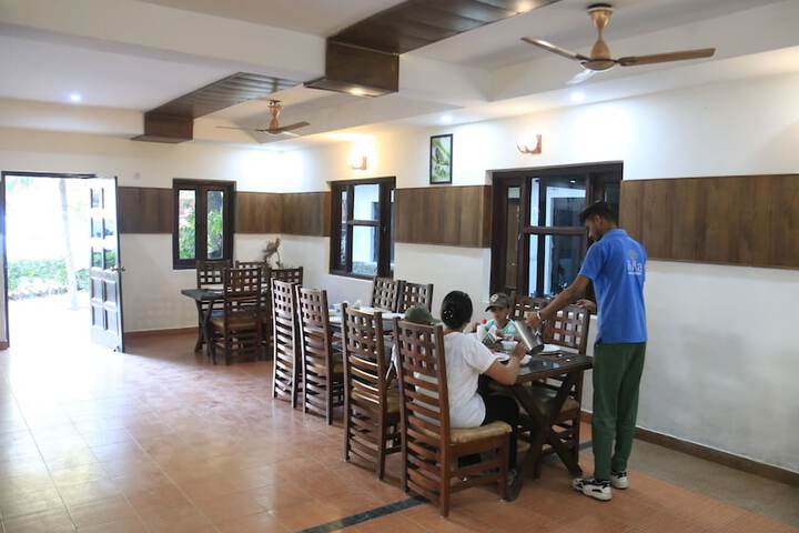 Dining 139 of 178