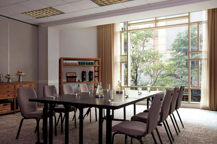 Meeting facility