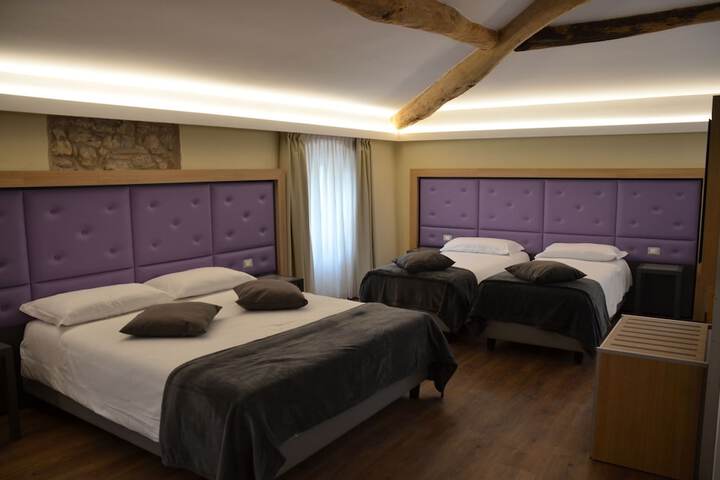 Room 6 of 39