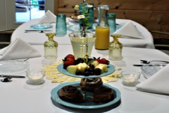 Breakfast/Coffee Service 15 of 46