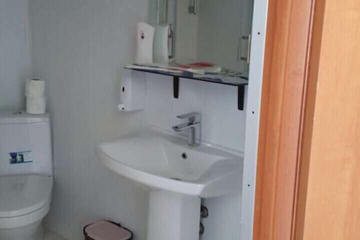 Room 12 of 26
