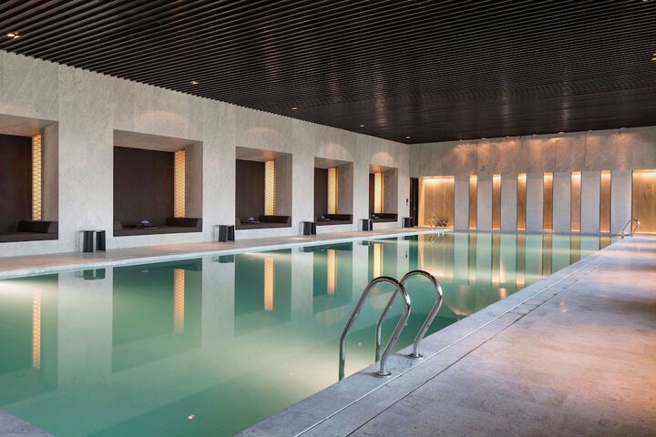 Pools & Facilities